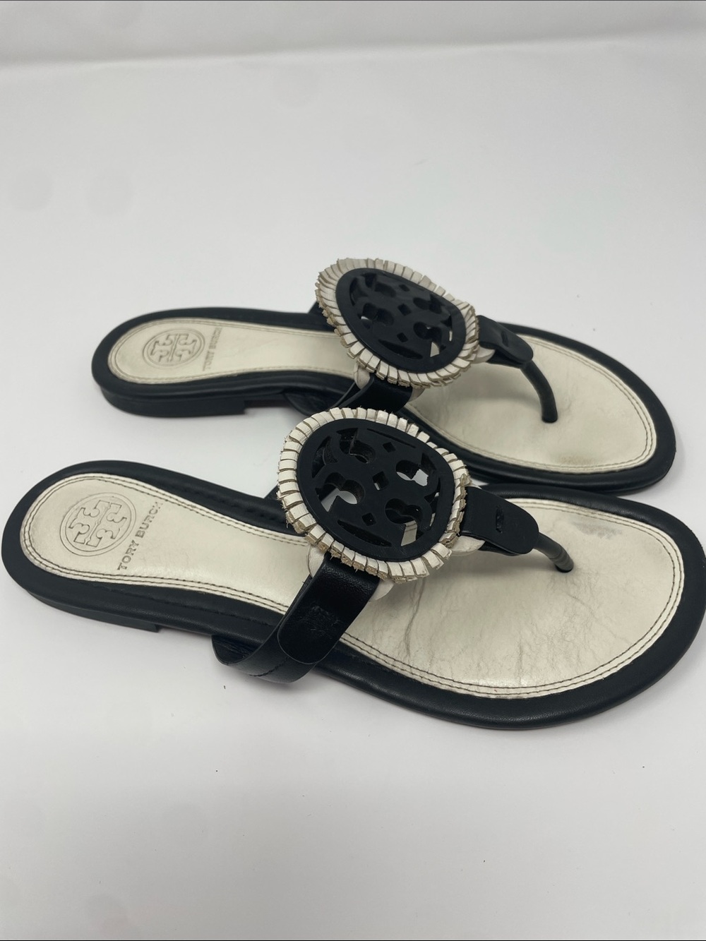Tory Burch Miller Fringe Size 6.5 White Black Leather Sandals - Picture 3 of 6